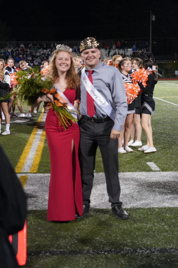 Homecoming Queen, Makenna Riggs and Homecoming King, Dustin Gordon posing for a picture after winning.