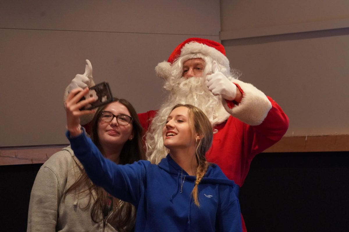 Student Councils Winterfest Brings Holiday Fun