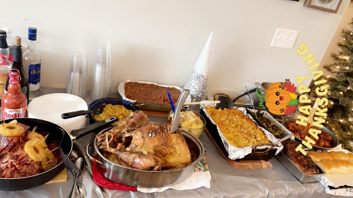 The Cloud family's thanksgiving dinner.