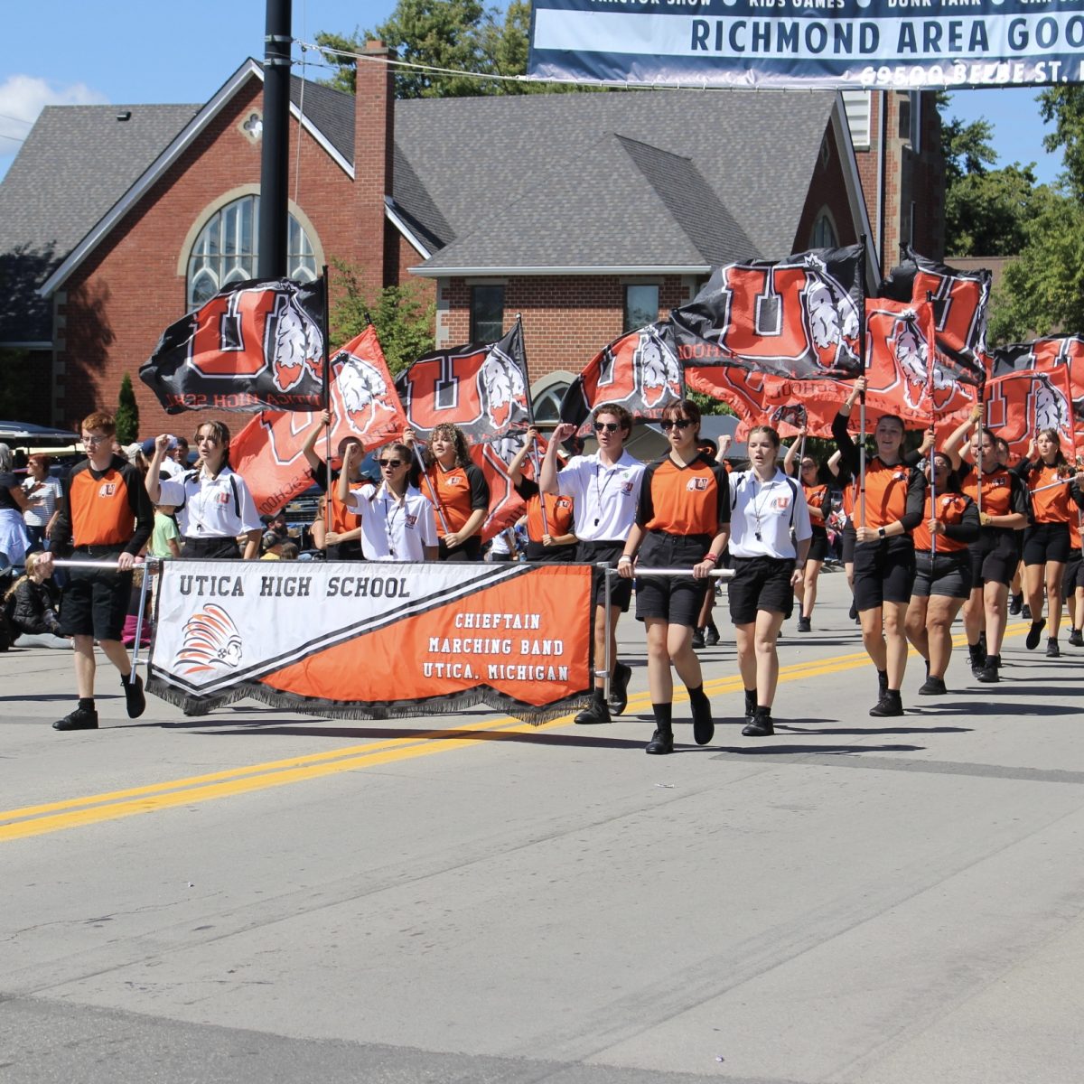 Photo of the Day #1!
Yesterday, Utica's Marching Band marched in the Richmond Area Good Old Days Festival.