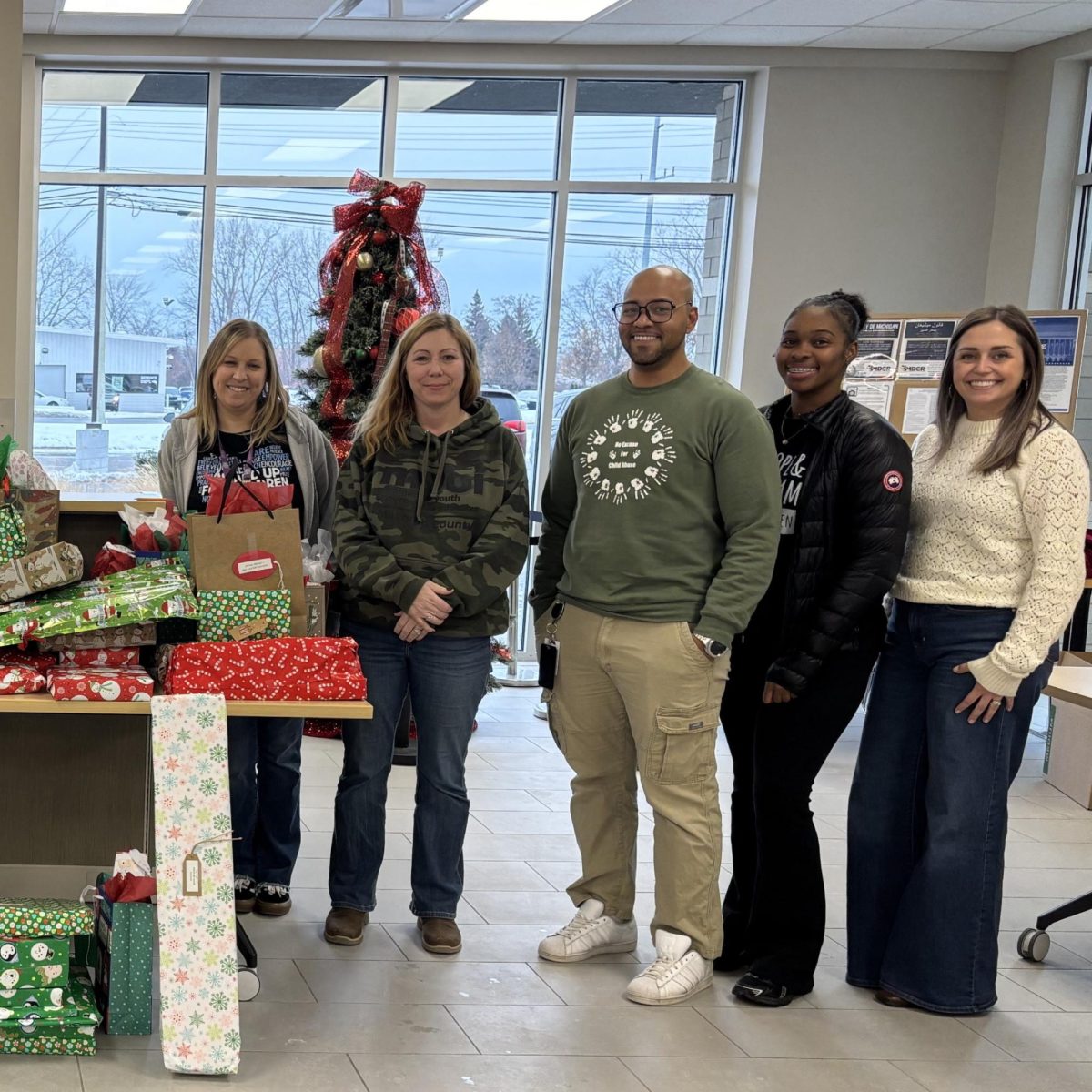 Photo of the Day #70!
Utica High School’s Sophomore Senior Program partnered with Macomb County and the Clinton Township Meijer to wrap 63 presents for kids and families to take off the Macomb County Children's Giving Tree, while also donating $3,500 to spend on presents for the less fortunate on Dec. 9.